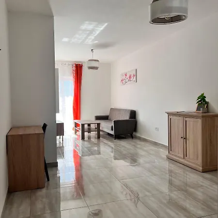 民宿 F4 2, Private Two Single Beds Shared Bathroom 姆西达