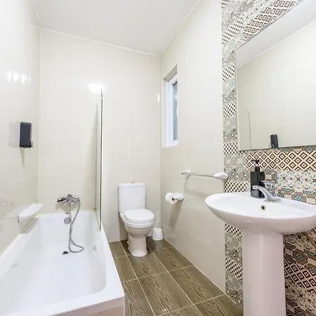 F4 2, Private Two Single Beds Shared Bathroom 民宿 姆西达